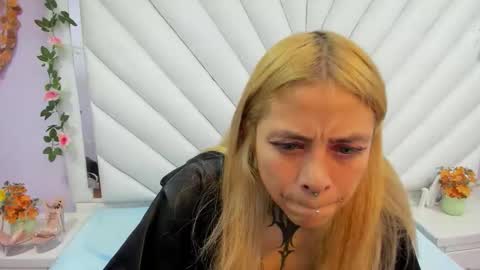 Snapshot of dakota_angell_ chatting on 02.05.26 Dakota online show from 02.05.26