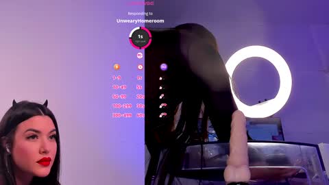 Snapshot of dakota_blare chatting on 11.23.25 Dakota online show from 11.23.25