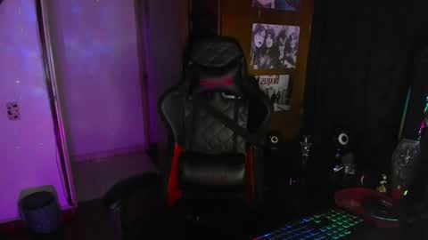 Snapshot of dakota_crab chatting on 01.27.25 Dakota Crab online show from 01.27.25