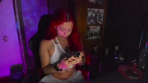 Snapshot of dakota_crab chatting on 02.20.25 Dakota Crab online show from 02.20.25