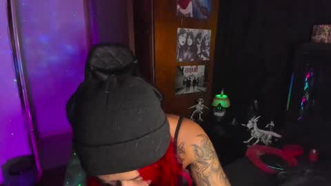 Snapshot of dakota_crab chatting on 02.26.25 Dakota Crab online show from 02.26.25