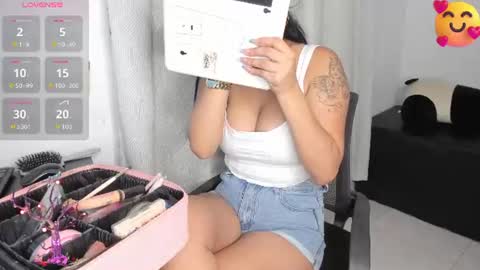 Snapshot of dakota_jenkins chatting on 07.18.26 janeth online show from 07.18.26