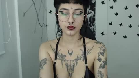 Snapshot of dakota_krall_ chatting on 02.28.25 dakota online show from 02.28.25