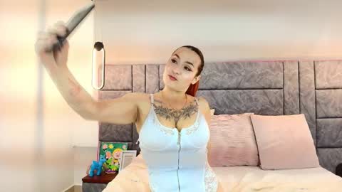 Dakota-Megan online show from 11.25.25