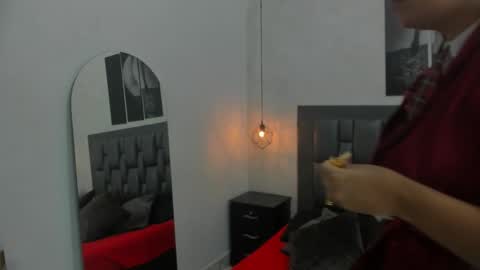 Dakota  online show from 11.05.25