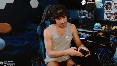 Snapshot of dakota_wndrs chatting on 03.02.26 Dakota Wonders online show from 03.02.26