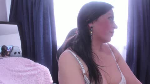 Dakotaagray online show from 04.03.26