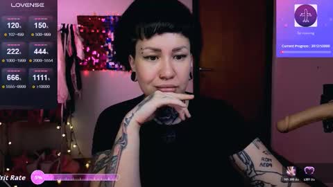 Snapshot of dakotacandy_ chatting on 02.10.26 Dakota online show from 02.10.26