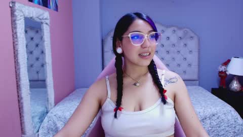 Dakota Simon online show from 02.03.25