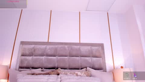 Snapshot of dakotawangi chatting on 04.26.26 online show from 04.26.26