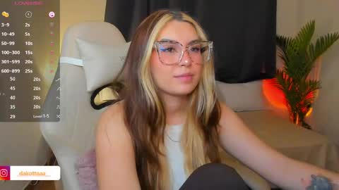 Snapshot of dakottaa__ chatting on 05.29.26 dakottaa__ online show from 05.29.26