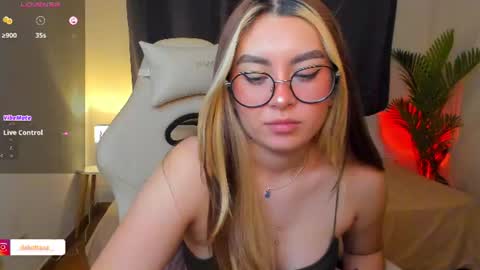 Snapshot of dakottaa__ chatting on 07.02.26 dakottaa__ online show from 07.02.26