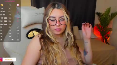 Snapshot of dakottaa__ chatting on 07.05.26 dakottaa__ online show from 07.05.26