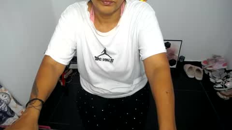 Snapshot of daleska_delicious1 chatting on 06.24.26 daleska_delicious1 online show from 06.24.26