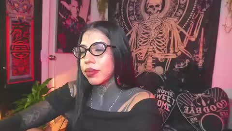 Snapshot of dalia_vorhees chatting on 06.13.26 dalia_vorhees online show from 06.13.26