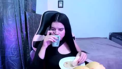 Dalia April online show from 03.28.26