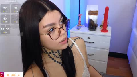 Snapshot of daliapunkt chatting on 12.24.24 Dalia online show from 12.24.24