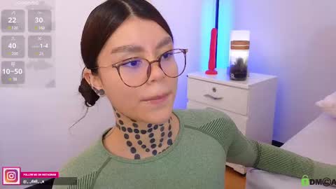 Snapshot of daliapunkt chatting on 02.12.25 Dalia online show from 02.12.25