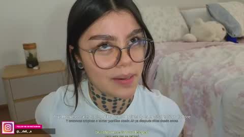 Snapshot of daliapunkt chatting on 05.19.26 Dalia online show from 05.19.26