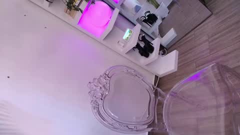 dalilathoms online show from 04.20.26