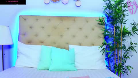 daliyaa_ online show from 10.29.25