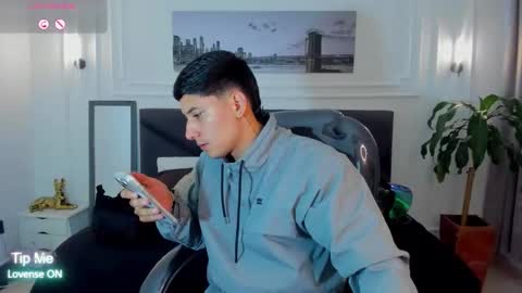 DAMIAN online show from 11.05.25