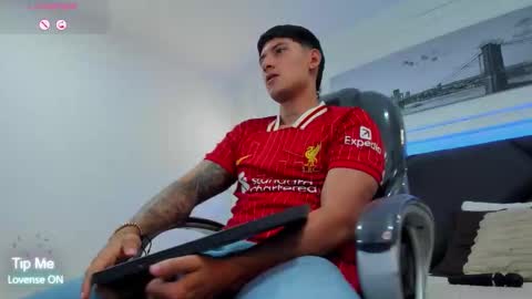 DAMIAN online show from 01.05.26