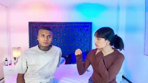 Snapshot of damian_and_roxanne chatting on 04.10.26 DAMIAN AND ROXANNE. online show from 04.10.26