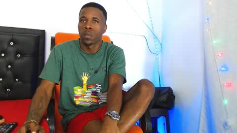 Snapshot of damian_hart_24cm chatting on 11.09.25 damian_hart_24cm online show from 11.09.25