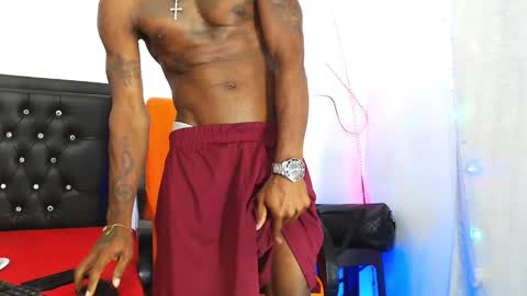 Snapshot of damian_hart_24cm chatting on 11.09.25 damian_hart_24cm online show from 11.09.25