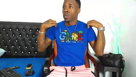 Snapshot of damian_hart_24cm chatting on 11.10.25 damian_hart_24cm online show from 11.10.25