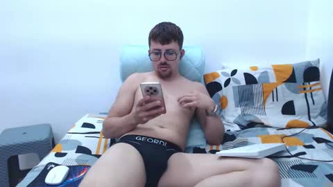 Snapshot of damian_redhot chatting on 03.07.25 D A M I A N online show from 03.07.25