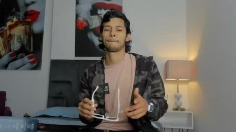 Snapshot of damian_vadim chatting on 02.24.26 Damian Vadim online show from 02.24.26