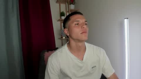 Snapshot of damian_vega13 chatting on 11.07.25 damian_vega13 online show from 11.07.25