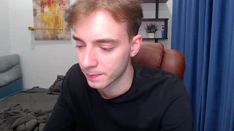 Snapshot of damiano_skinny chatting on 01.12.25 my show from 300-1000 UTC online show from 01.12.25