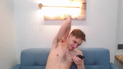 Snapshot of damiano_skinny chatting on 03.03.25 my show from 300-1000 UTC online show from 03.03.25