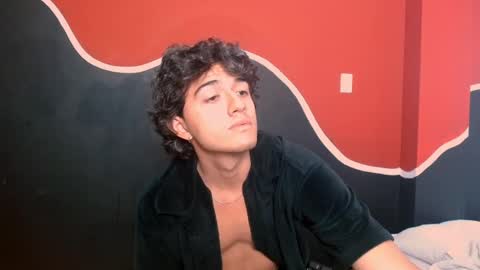 Snapshot of damianocurly chatting on 12.29.24 Damiano online show from 12.29.24