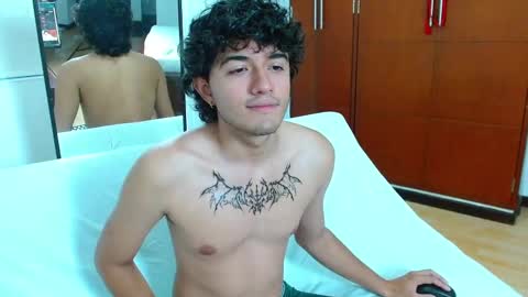 Snapshot of damianocurly chatting on 01.03.25 Damiano online show from 01.03.25