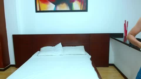 Snapshot of damianocurly chatting on 01.05.25 Damiano online show from 01.05.25