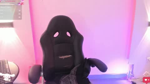 Snapshot of damienbelmonth chatting on 10.08.25 Damien online show from 10.08.25