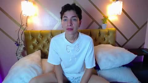 Snapshot of damiian21_ chatting on 02.08.25 Damiian21 online show from 02.08.25