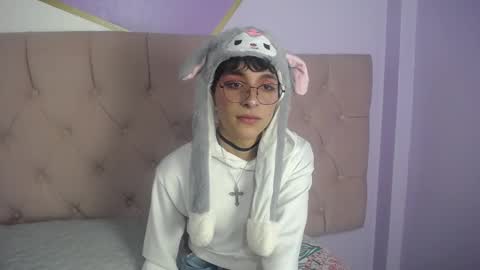 Snapshot of damiian21_ chatting on 03.06.25 Damiian21 online show from 03.06.25
