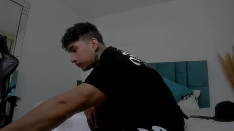 Snapshot of dammianmilleroficial chatting on 10.30.25 INSTAGRAM DAMMIANMILLEROFICIAL online show from 10.30.25