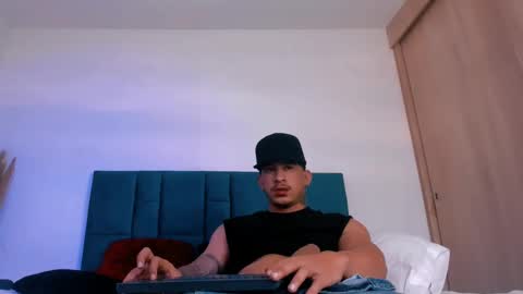 Snapshot of dammianmilleroficial chatting on 11.19.25 INSTAGRAM DAMMIANMILLEROFICIAL online show from 11.19.25