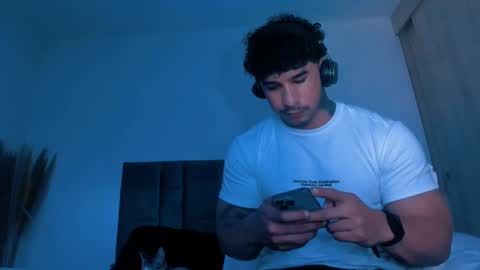 Snapshot of dammianmilleroficial chatting on 11.20.25 INSTAGRAM DAMMIANMILLEROFICIAL online show from 11.20.25