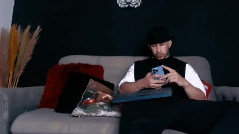 Snapshot of dammianmilleroficial chatting on 12.03.25 INSTAGRAM DAMMIANMILLEROFICIAL online show from 12.03.25