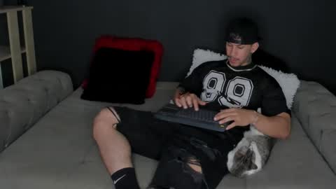 Snapshot of dammianmilleroficial chatting on 01.11.26 INSTAGRAM DAMMIANMILLEROFICIAL online show from 01.11.26