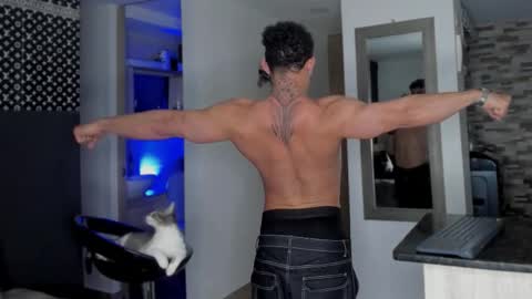 Snapshot of dammianmilleroficial chatting on 01.14.26 INSTAGRAM DAMMIANMILLEROFICIAL online show from 01.14.26