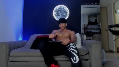 Snapshot of dammianmilleroficial chatting on 02.05.26 INSTAGRAM DAMMIANMILLEROFICIAL online show from 02.05.26