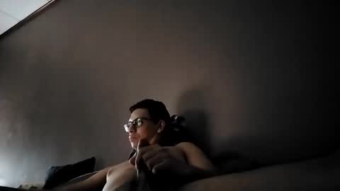 Snapshot of damnsexy0102 chatting on 06.02.26 DamnSexy0102 online show from 06.02.26